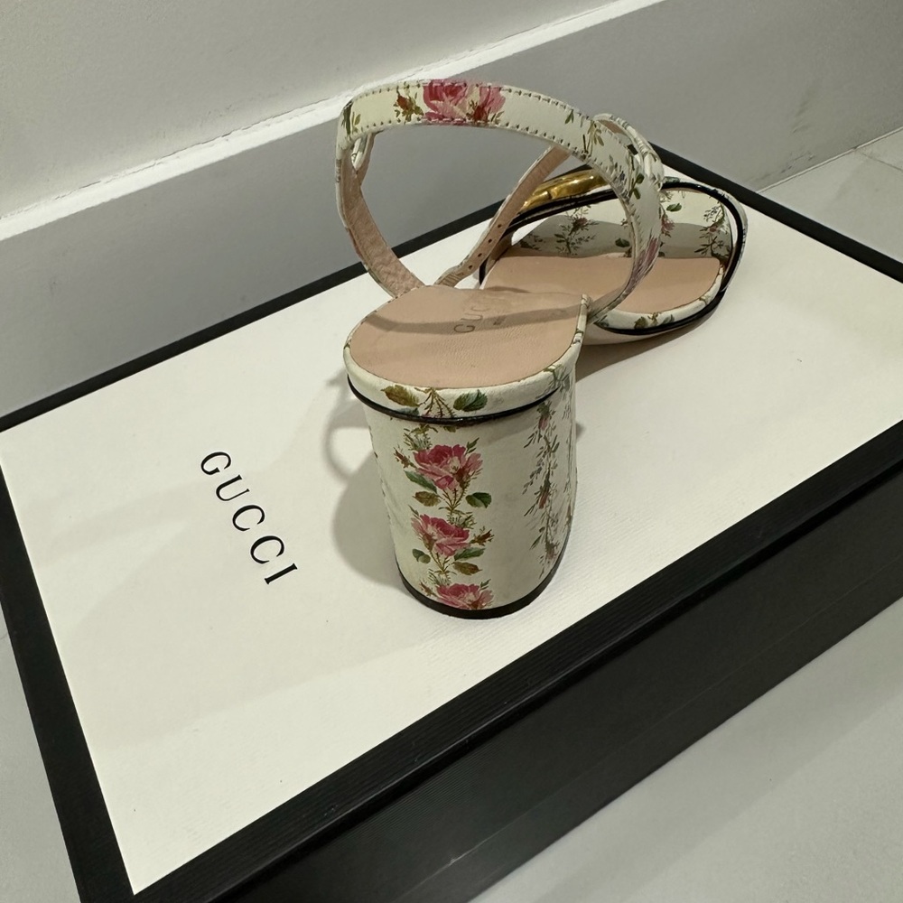 Gucci Women's Floral Heels - Cream and Gold - Picture 2 of 2